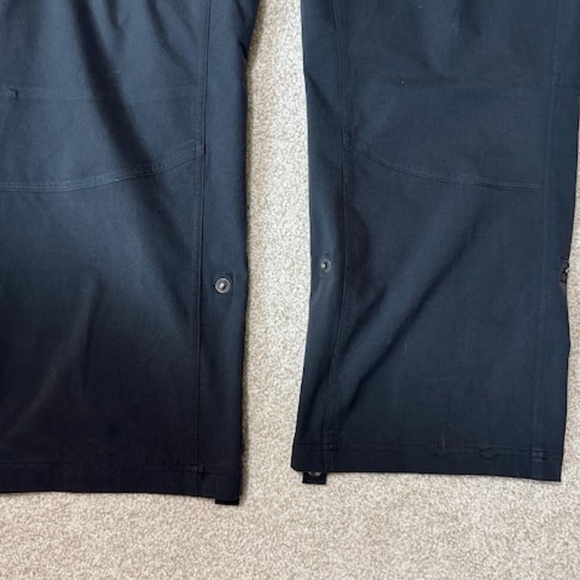 Kuhl FreeFlex Roll Up Outdoor Trail Pants Women's 20W Short Color Dk Gray (126A) - Picture 6 of 8